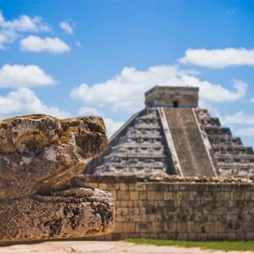 Meksyk piramida Cuculcana, pierwszy dzień wiosny